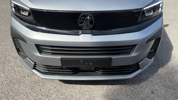 Vauxhall Vivaro L1 Diesel 1.5 Turbo D 120 Pro H1 Van - Image 25